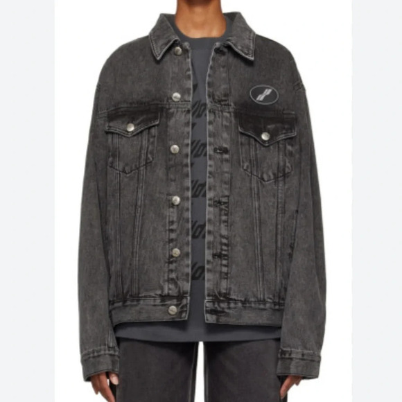 We11done Logo Patch Denim Jacket - Picture 1 of 11
